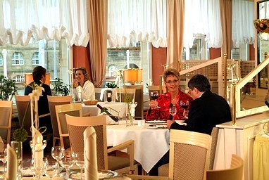 GÜNNEWIG HOTEL CHEMNITZER HOF : Restaurant