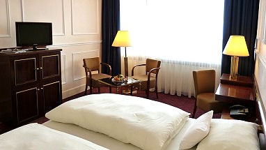 GÜNNEWIG HOTEL BRISTOL BONN : Zimmer