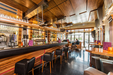 Göbel´s Schlosshotel ´´Prinz von Hessen´´: Bar/Lounge