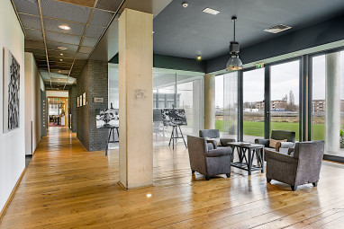 Select Hotel Apple Park Maastricht: Bar/Lounge