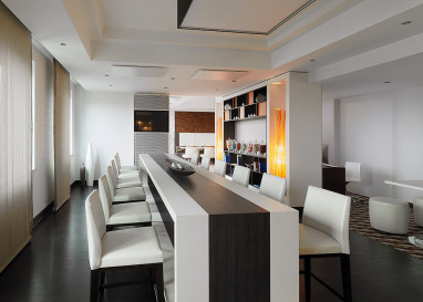 Köln Marriott Hotel: Bar/Lounge