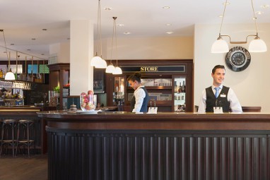 Steigenberger Hotel Deidesheim: Lobby