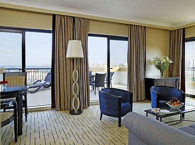 Corinthia Hotel St George´s Bay: Zimmer