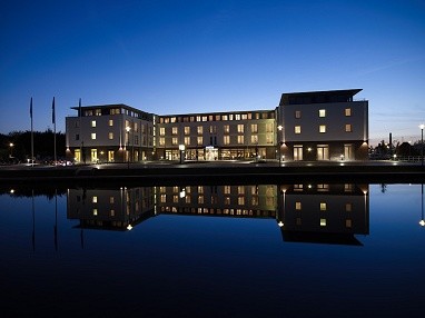 Best Western Plus Papenburg: Außenansicht