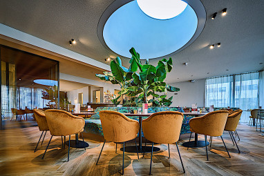 HOTEL ASAM: Restaurant