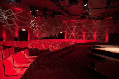 Vienna House by Wyndham Andel´s Berlin by Revo: Tagungsraum