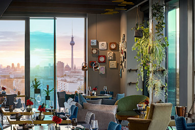 Vienna House by Wyndham Andel´s Berlin by Revo: Bar/Lounge