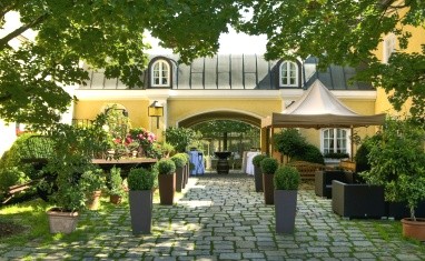 Hotel Gutsgasthof Stangl: Außenansicht