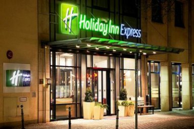 Holiday Inn Express Berlin City Centre: Außenansicht