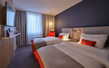 Holiday Inn Express Berlin City Centre: Zimmer