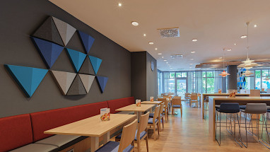 Holiday Inn Express Berlin City Centre: Restaurant