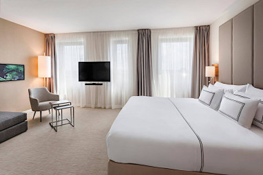 Meliá Düsseldorf: Zimmer