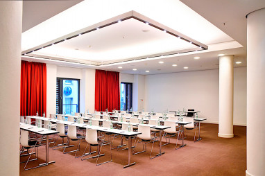 INNSIDE by Melia Dresden: Tagungsraum