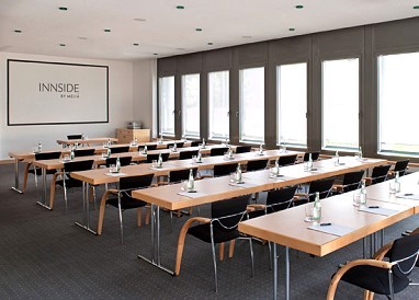 Innside by Meliá München Neue Messe: Tagungsraum