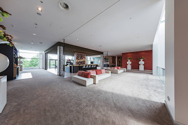 Van der Valk Hotel Düsseldorf: Lobby