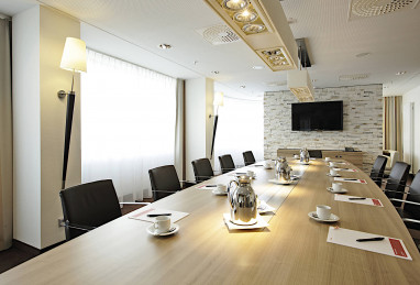 H4 Hotel Berlin Alexanderplatz by Revo: Tagungsraum