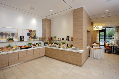 H4 Hotel Berlin Alexanderplatz by Revo: Restaurant