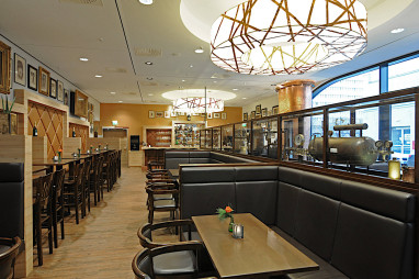 H4 Hotel Berlin Alexanderplatz by Revo: Restaurant