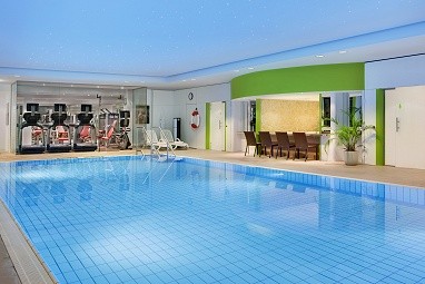 Sheraton Frankfurt Congress Hotel: Pool