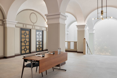 Imperial Riding School Autograph Collection: Tagungsraum