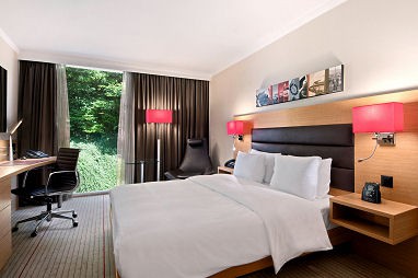 HILTON ZURICH AIRPORT : Zimmer