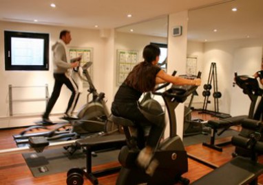 ARA Hotel Comfort: Fitness-Center