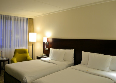 Courtyard by Marriott Duesseldorf Seestern: Zimmer