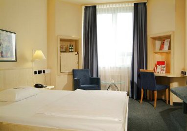 InterCityHotel Augsburg: Zimmer