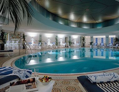 Kempinski Hotel Bristol Berlin: Pool