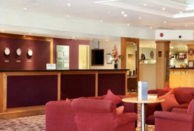 Hilton Bracknell: Lobby