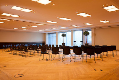 INFINITY Hotel & Conference Resort Munich: Tagungsraum