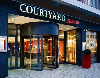 Courtyard by Marriott Munich City Center: Außenansicht