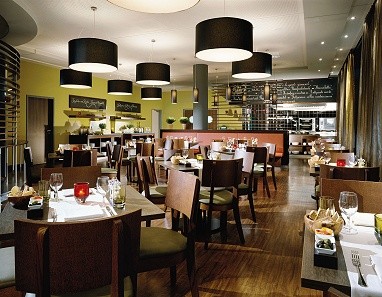 Courtyard by Marriott Munich City Center: Restaurant