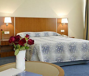 Hotel Husa Moncloa: Zimmer