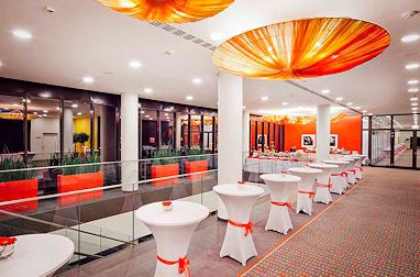 Vienna House Easy by Wyndham Katowice: Außenansicht