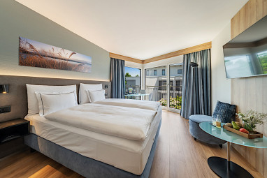 SEEDAMM PLAZA: Zimmer