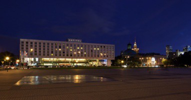 Sofitel Warsaw Victoria: Außenansicht