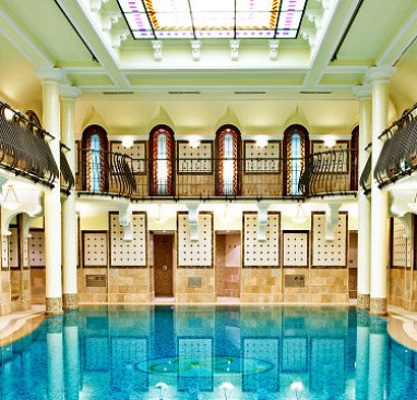 Corinthia Hotel Budapest: Pool