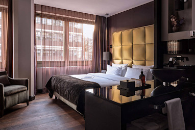 Roomers Frankfurt Central, Autograph Collection: Zimmer