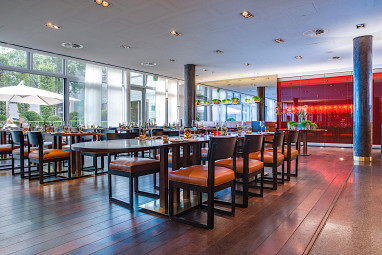 Radisson Blu Media Harbour Hotel, Düsseldorf: Restaurant