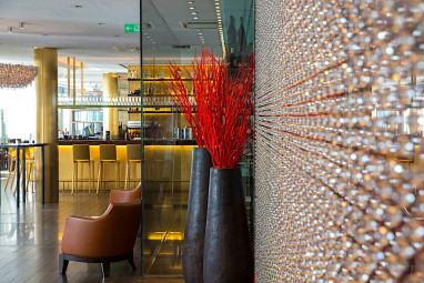 Radisson Blu Media Harbour Hotel, Düsseldorf: Bar/Lounge