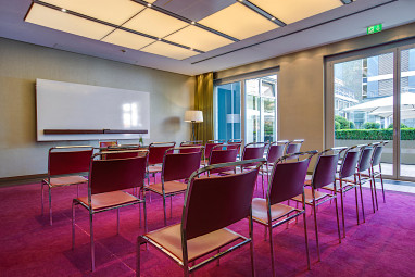 Radisson Blu Media Harbour Hotel, Düsseldorf: Tagungsraum