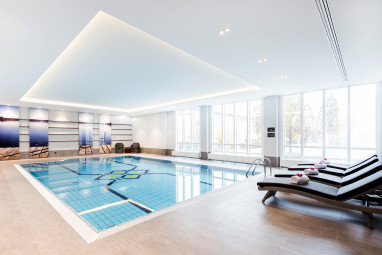 Munich Airport Marriott Hotel: Pool