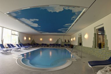 Waldhotel Tannenhäuschen: Tagungsraum