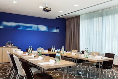 Park Inn by Radisson Stuttgart: Tagungsraum