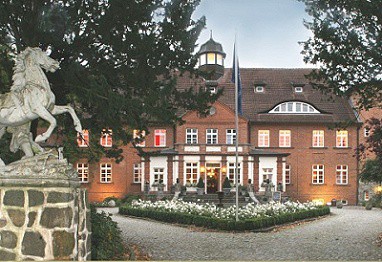 Schloss Basthorst: Außenansicht