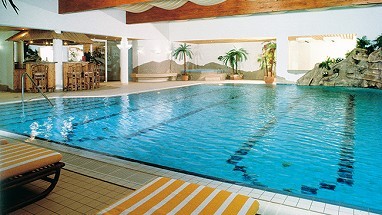 BEST WESTERN Victor´s Residenz-Hotel Rodenhof: Pool