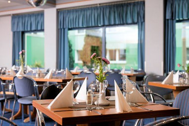 TRYP by Wyndham Berlin City East: Restaurant