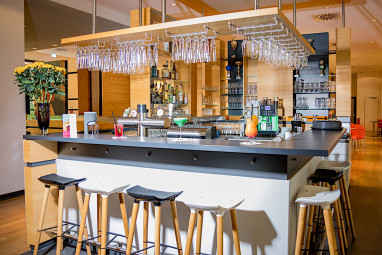 Lindner Hotel Frankfurt Sportpark - part of JdV by Hyatt: Bar/Lounge