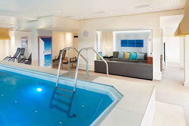 Best Western Plus Arosa Hotel: Pool